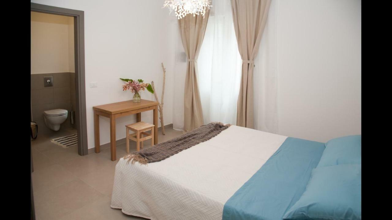 Sulmare Alba Adriatica Bed & Breakfast Bagian luar foto