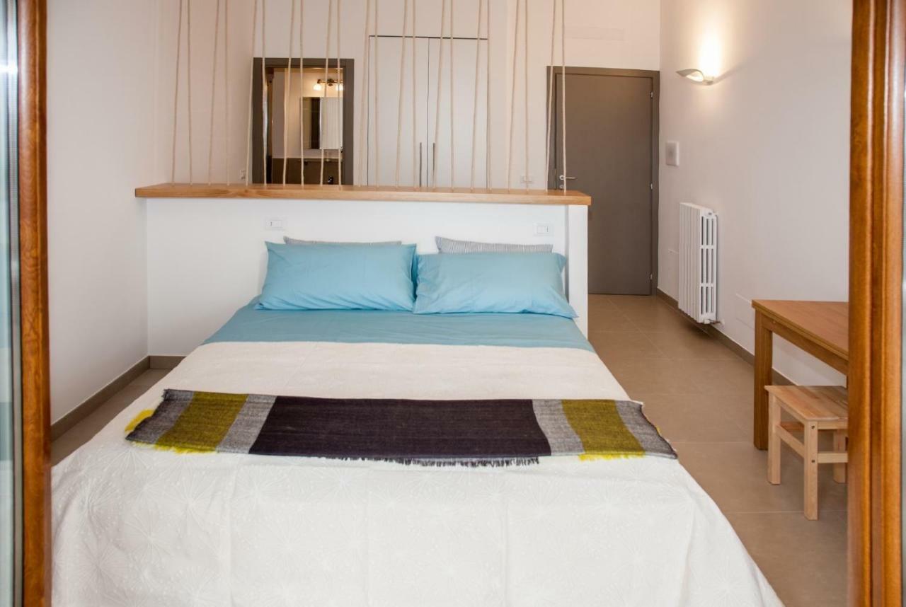 Sulmare Alba Adriatica Bed & Breakfast Bagian luar foto