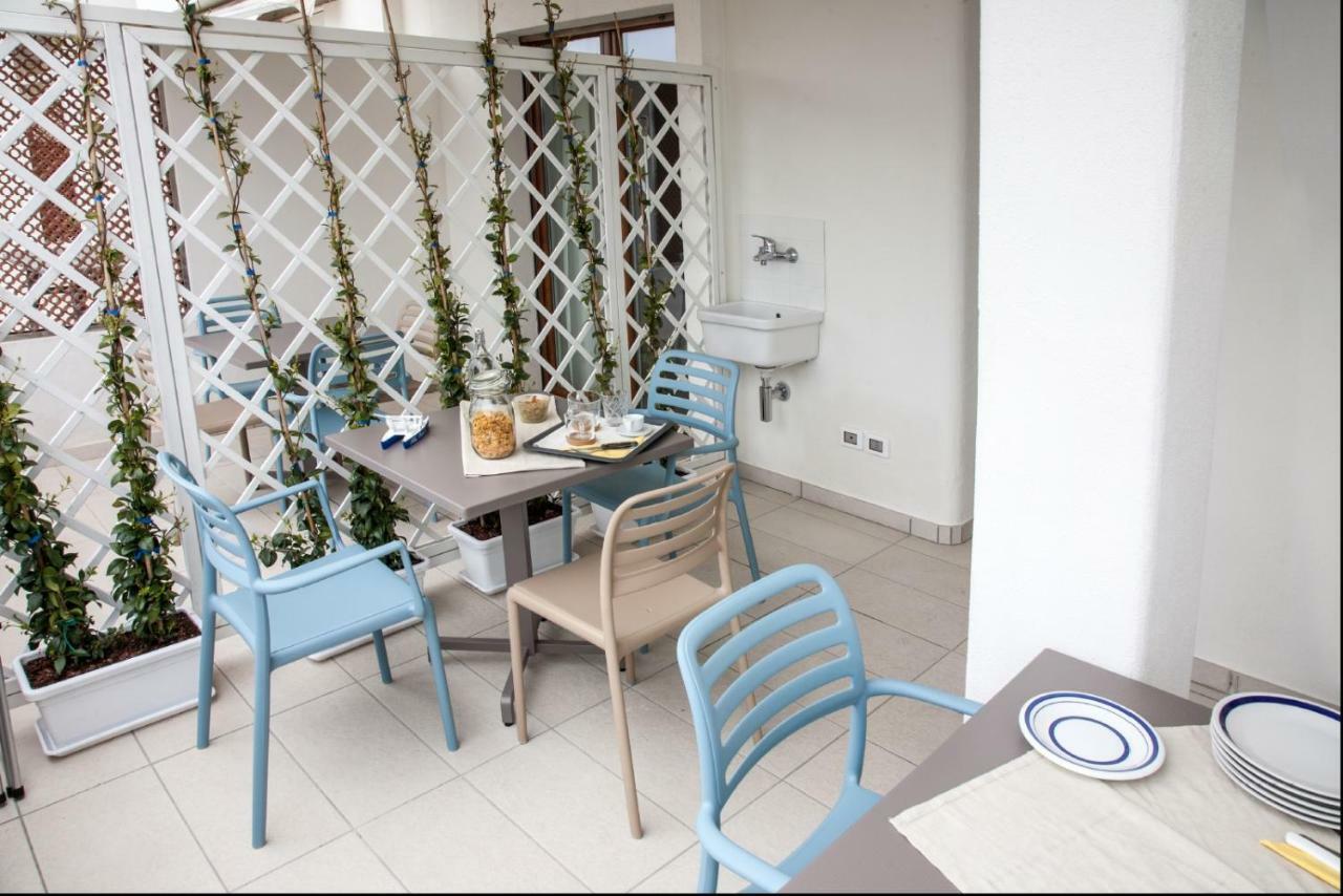 Sulmare Alba Adriatica Bed & Breakfast Bagian luar foto