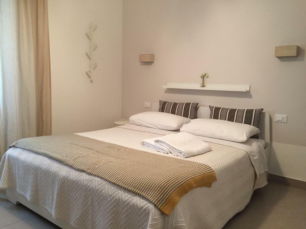 Sulmare Alba Adriatica Bed & Breakfast Bagian luar foto