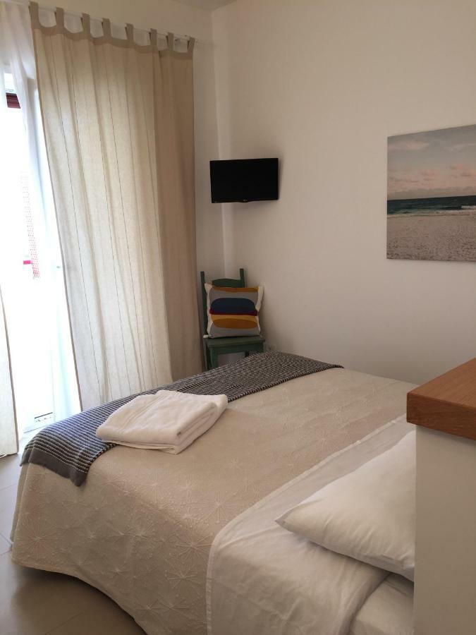 Sulmare Alba Adriatica Bed & Breakfast Bagian luar foto